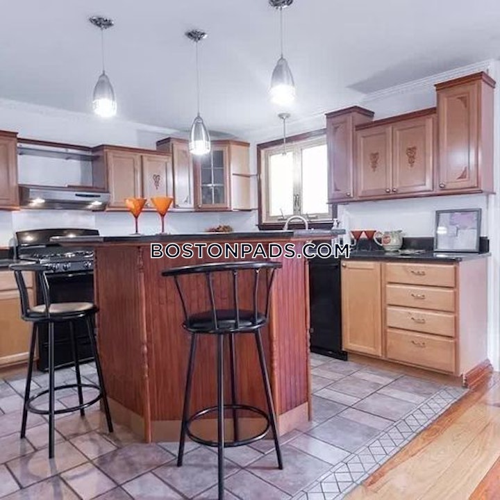 fort-hill-4-beds-3-baths-boston-5200-4535127 
