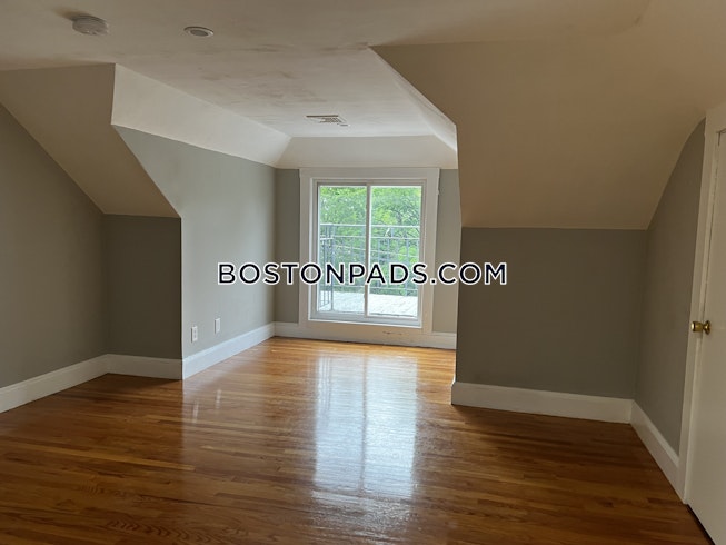 Brookline - $6,800 /mo