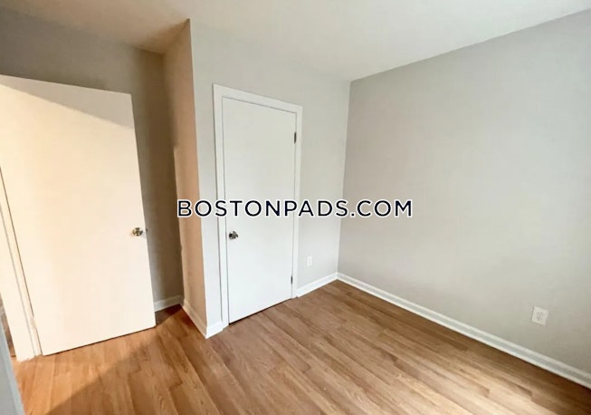 Boston - $5,000 /mo