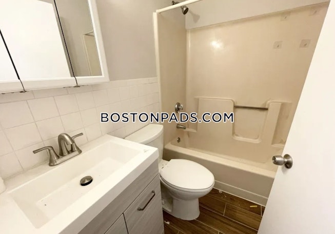 Boston - $5,000 /mo