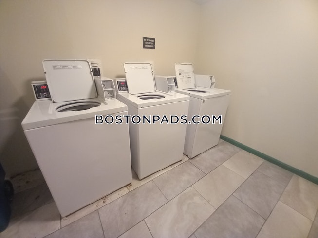 Roxbury Crossing - $1,600 /mo