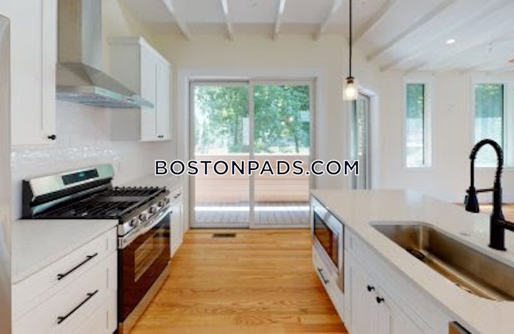 brookline-3-bed-25-bath-brookline-brookline-hills-5500-4497800 