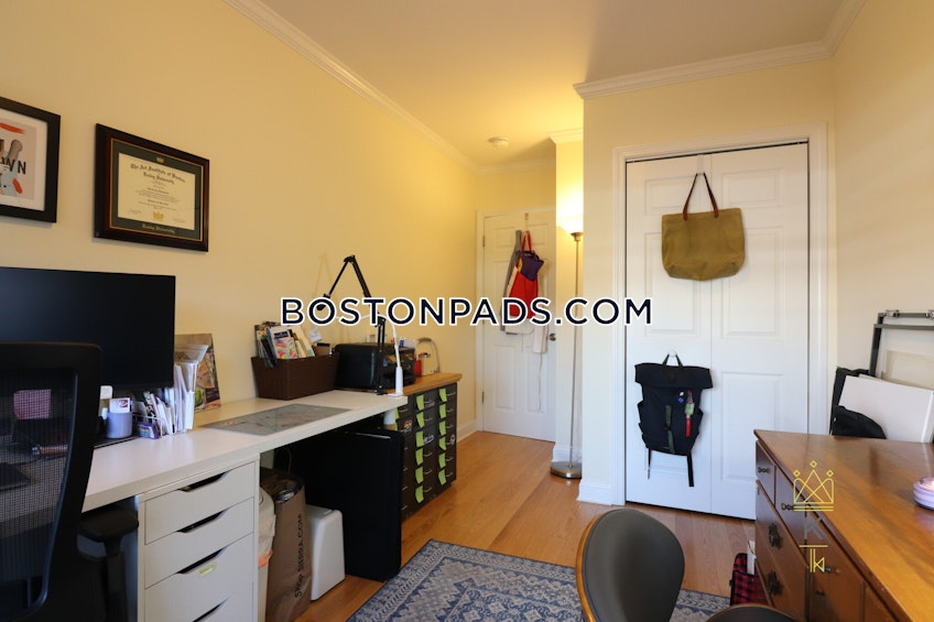 Boston - $3,650 /month