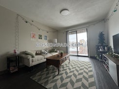 Boston, $3,600/mo