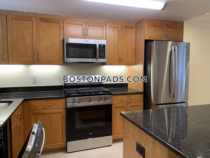 VFW Pkwy Chestnut Hill