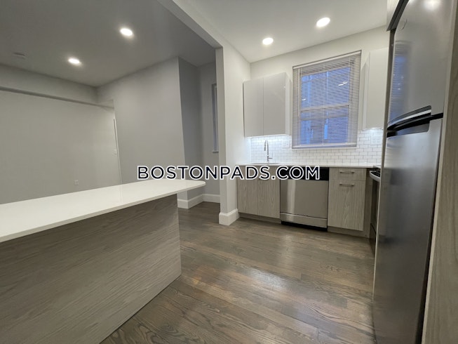 Boston - $4,850 /mo