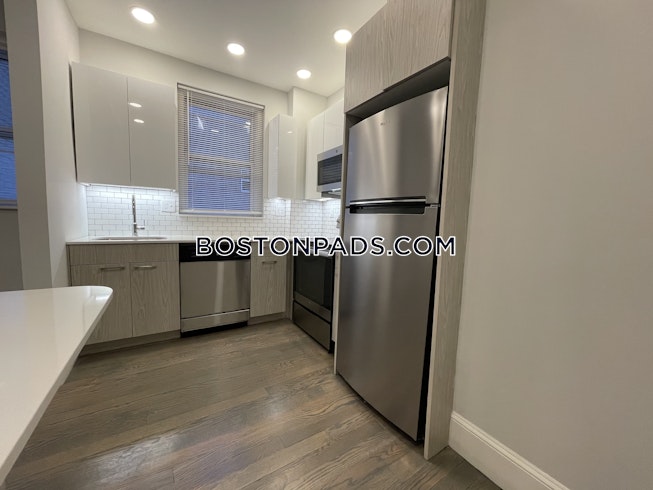 Boston - $4,850 /mo