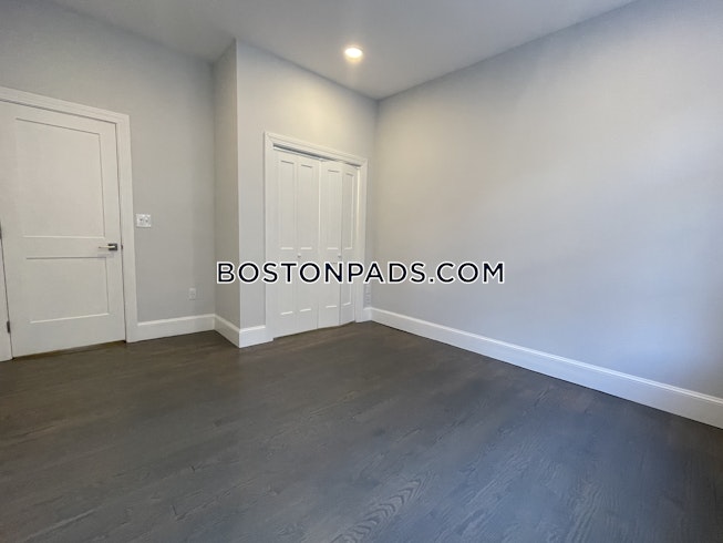 Boston - $4,850 /mo