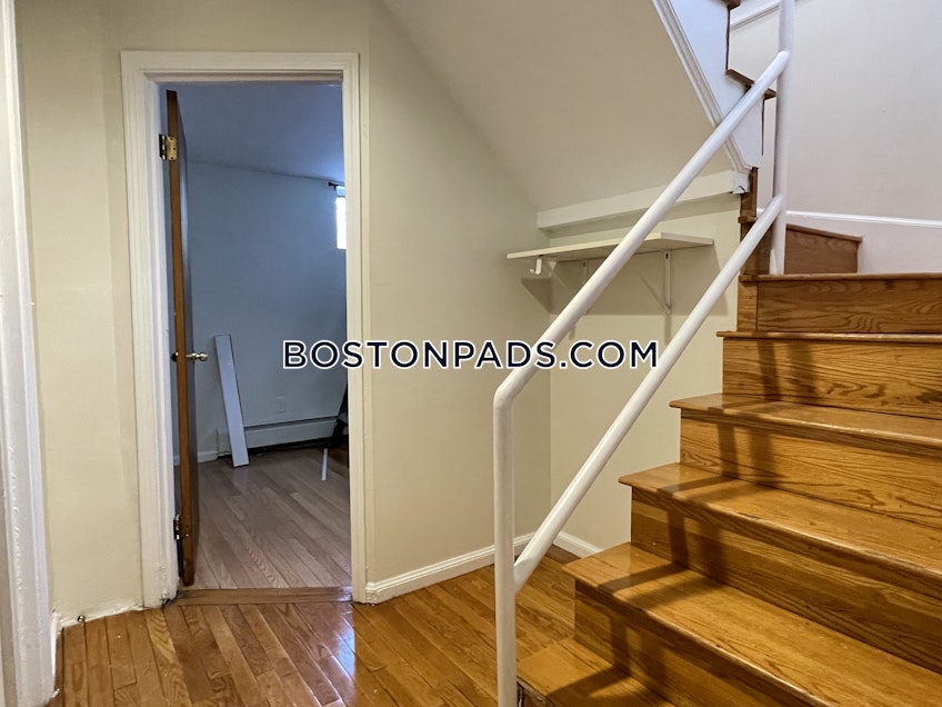 Boston - $3,350 /month