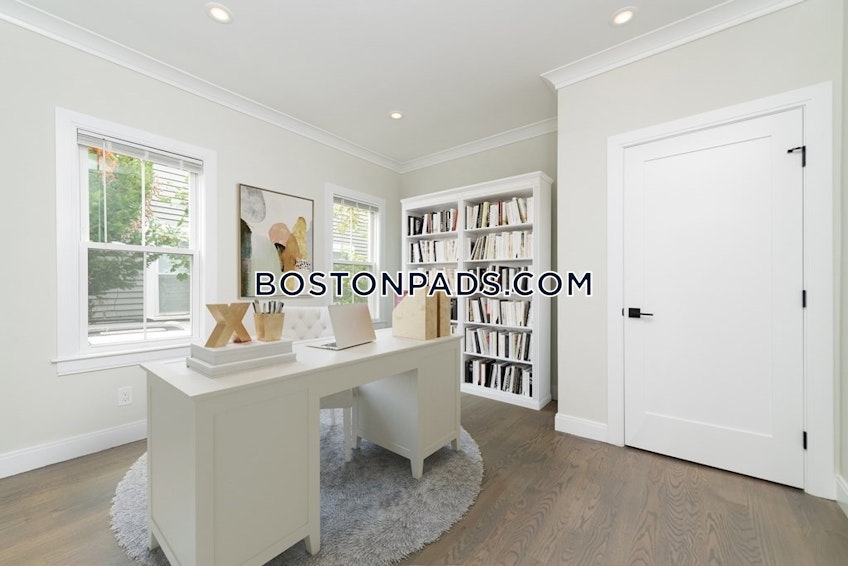 Boston - $4,200 /month