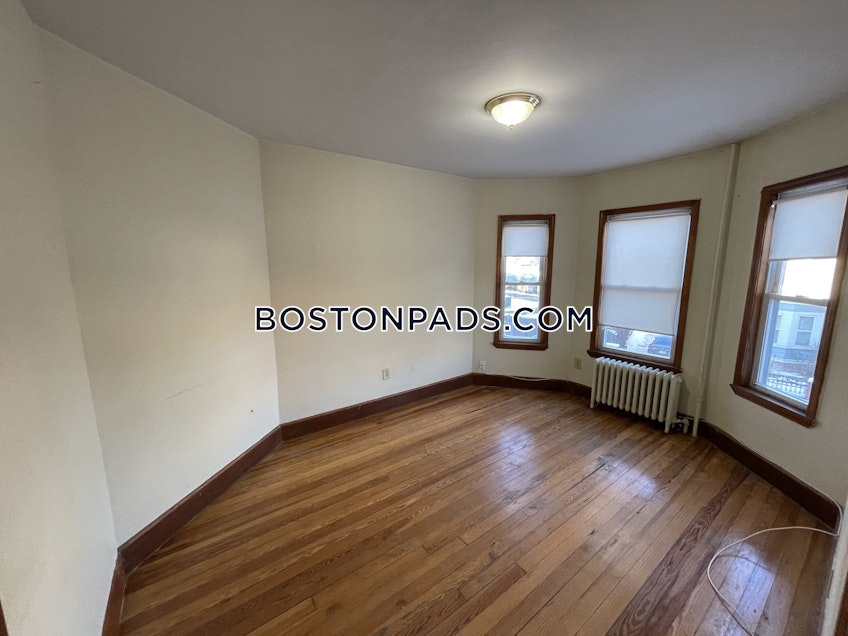 Boston - $4,000 /month