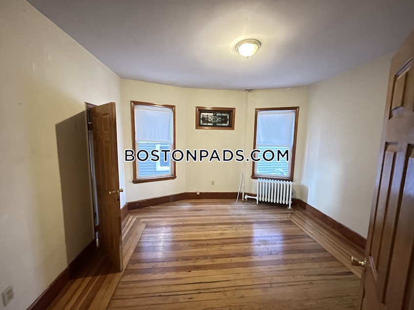 Boston - $4,000 /month