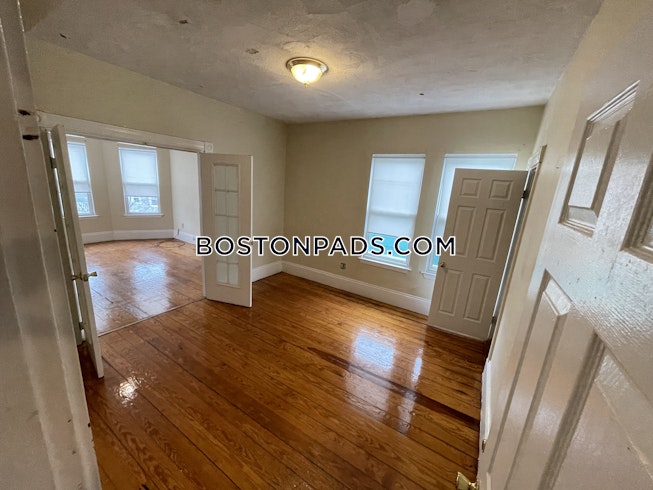 Boston - $2,695 /mo