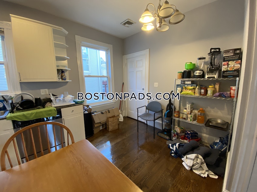 Boston - $6,600 /month