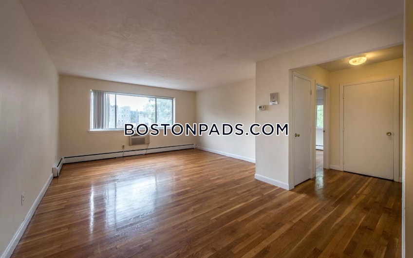 Boston - $3,100 /month