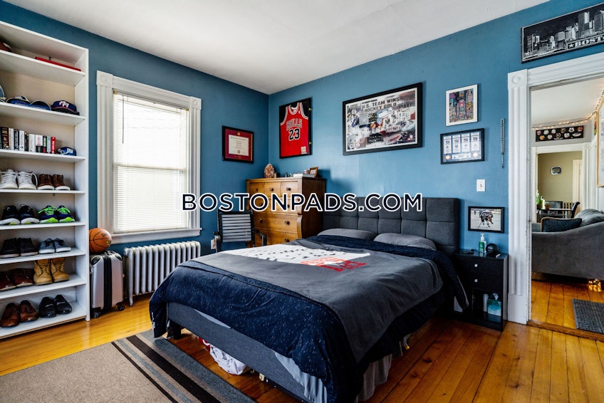 Boston - $4,600 /month