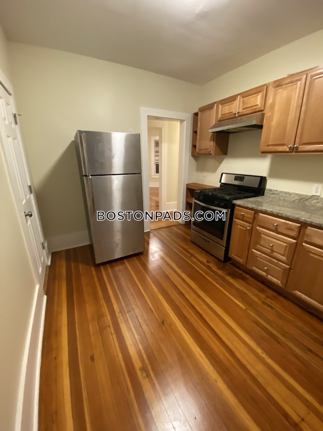 Boston - $2,350 /mo