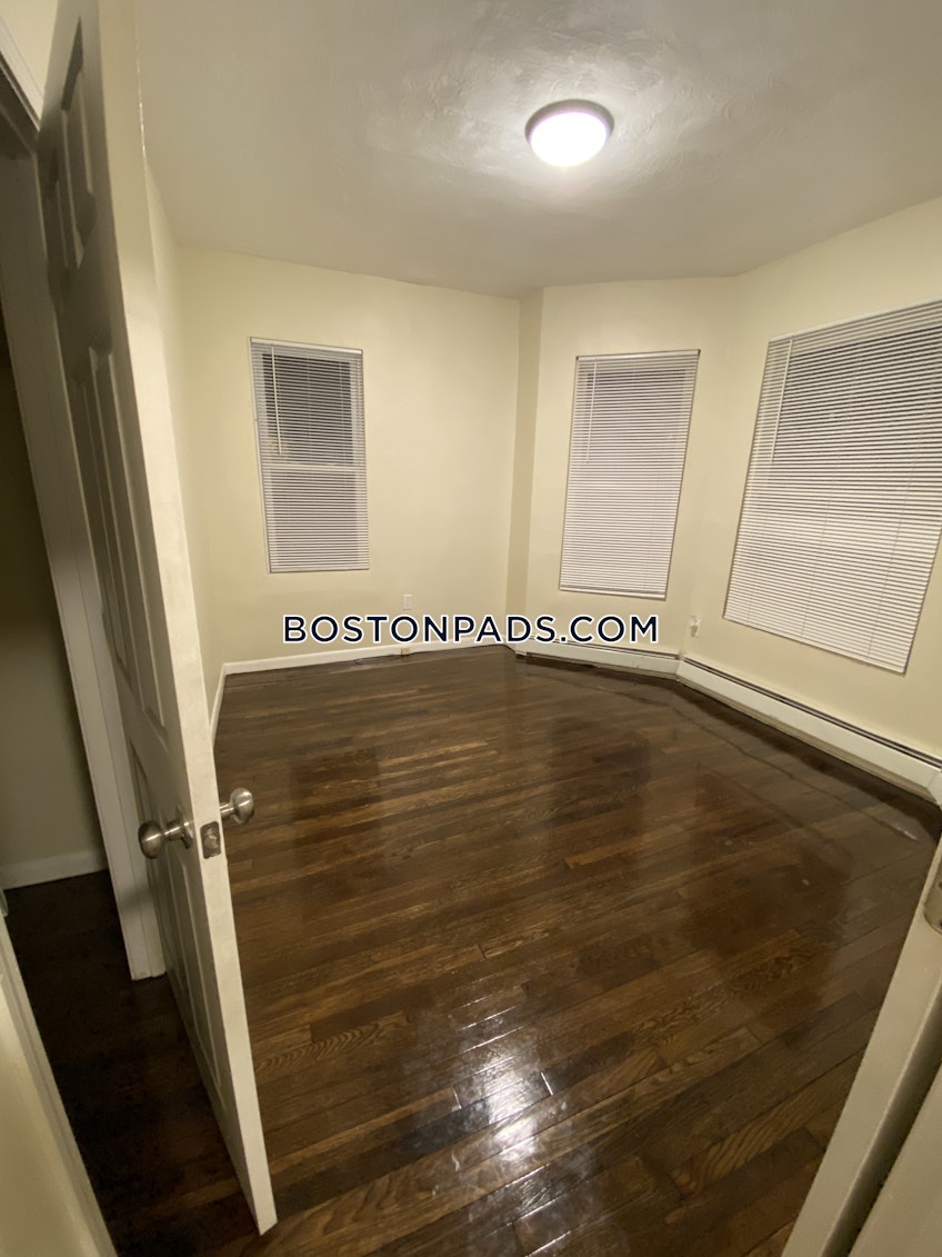 Boston - $2,450 /month