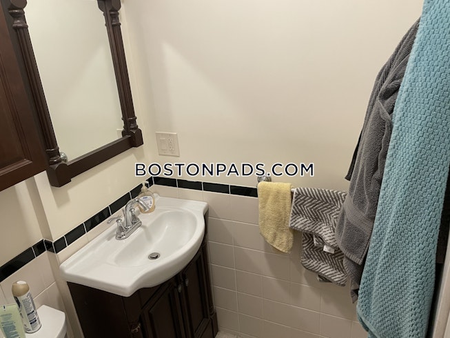 Boston - $3,475 /mo