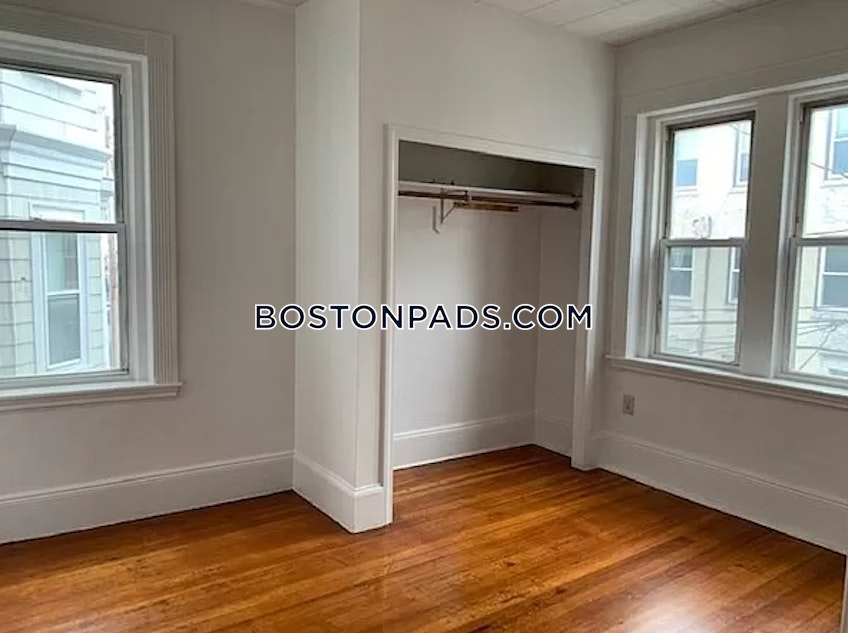 Boston - $2,600 /month