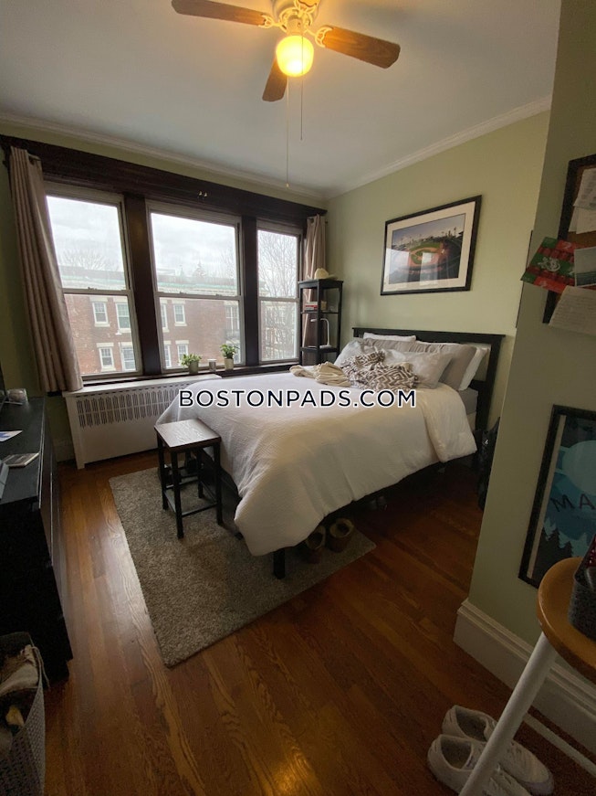 Brookline - $6,100 /mo