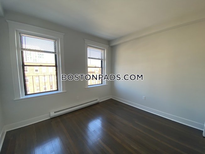 Boston - $3,800 /mo