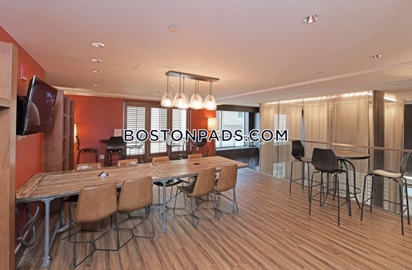 Boston - $3,934 /month