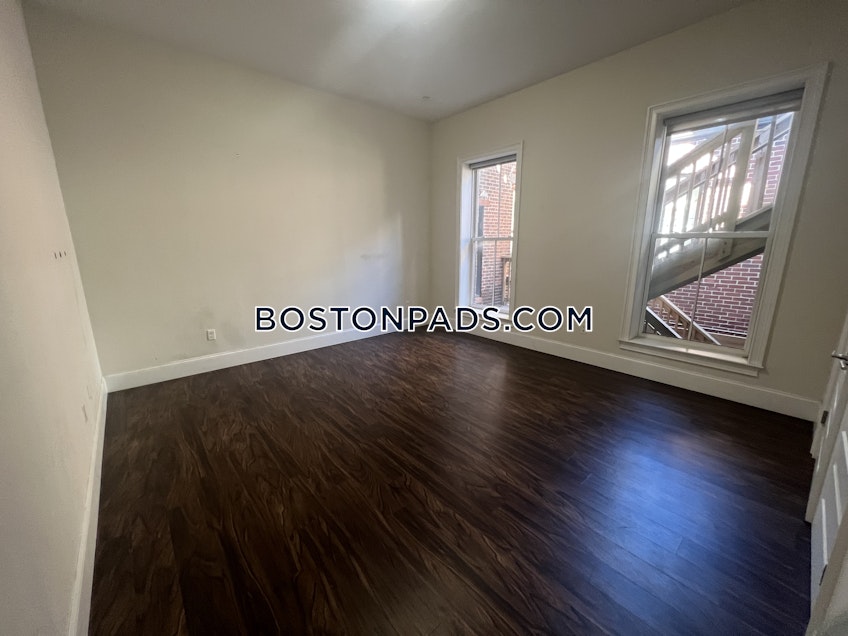 Boston - $5,500 /month