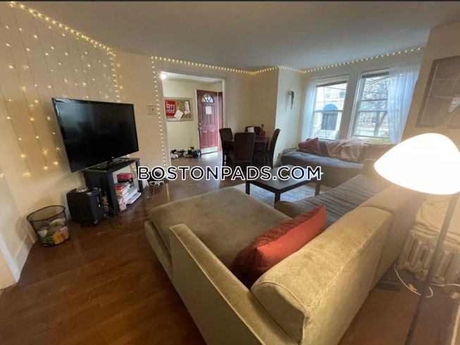 Boston - $5,000 /mo