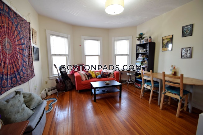 Boston - $5,995 /mo