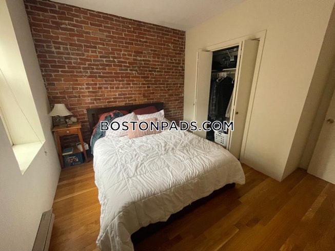 Boston - $3,300 /mo