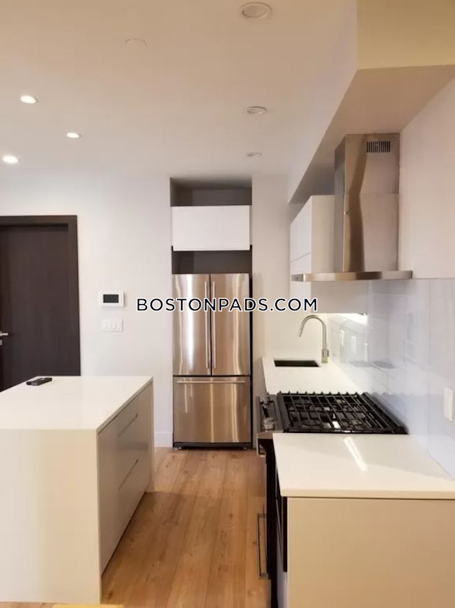 Boston - $4,850 /mo