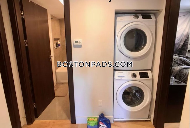 Boston - $4,850 /mo