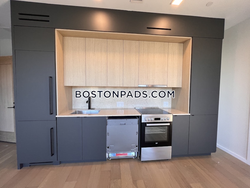 Boston - $3,050 /month