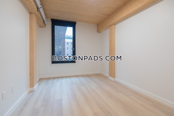 East Lenox St. Boston picture 9