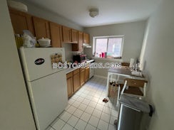 Boston, $2,950/mo