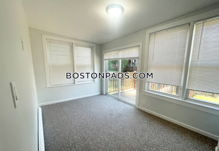 Howell St. Boston picture 8