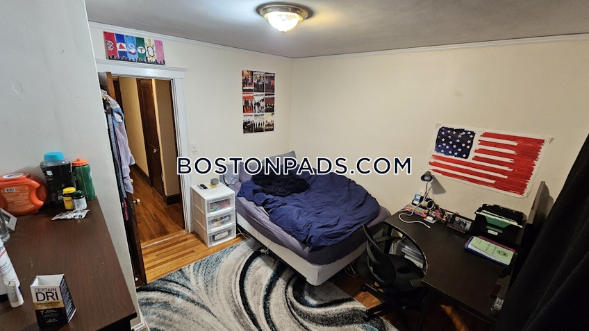 Boston - $10,675 /month