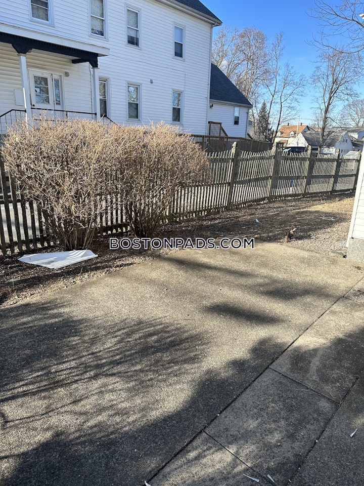 Spear St. Quincy picture 12
