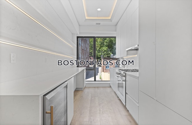 Brookline - $8,250 /mo