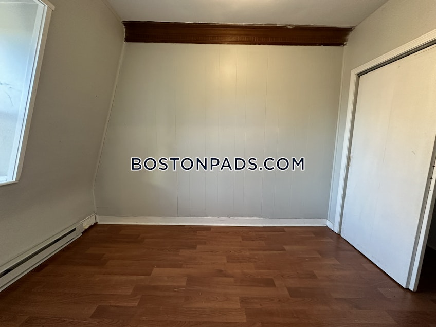 Boston - $2,275 /month