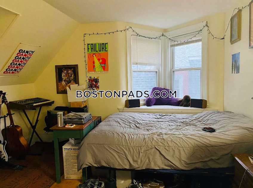 Boston - $4,500 /month