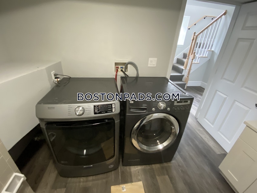 Boston - $2,800 /month