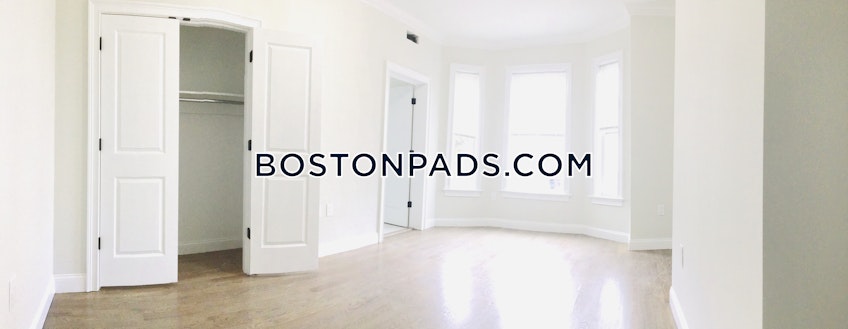 Boston - $3,295 /month