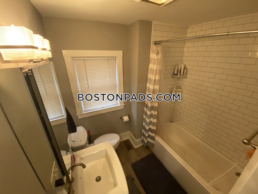 Boston - $5,410 /month