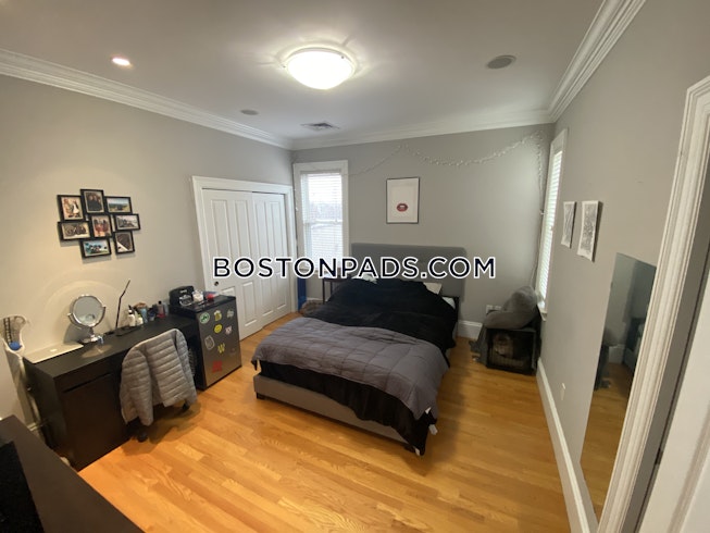 Boston - $5,500 /mo