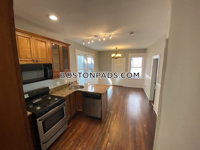 Boston - $7,450 /mo