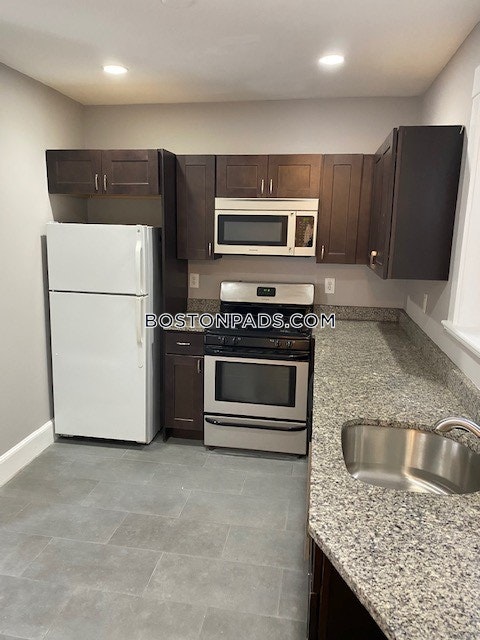 Cambridge - $3,900