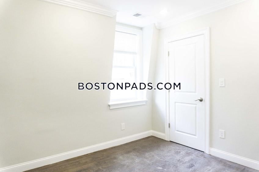 Boston - $3,395 /month