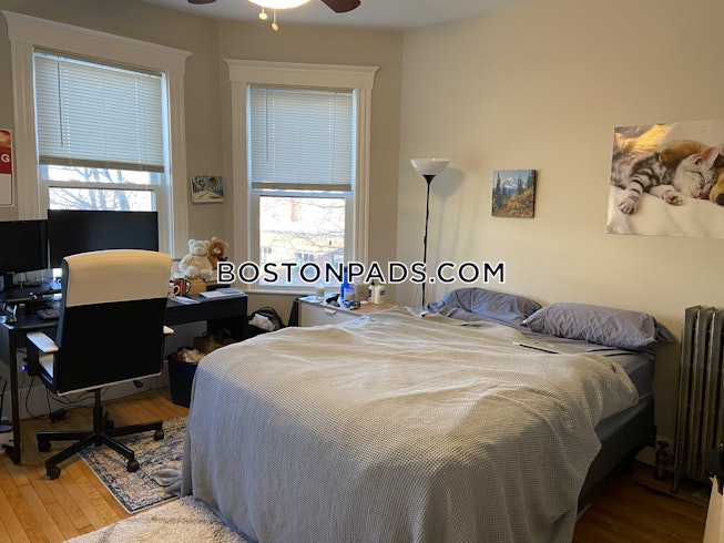 Cambridge - $4,700 /mo